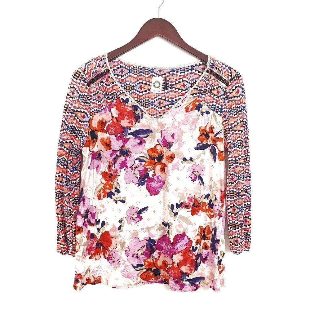 Anthropologie Ayana Floral Top Medium Pink Purple 